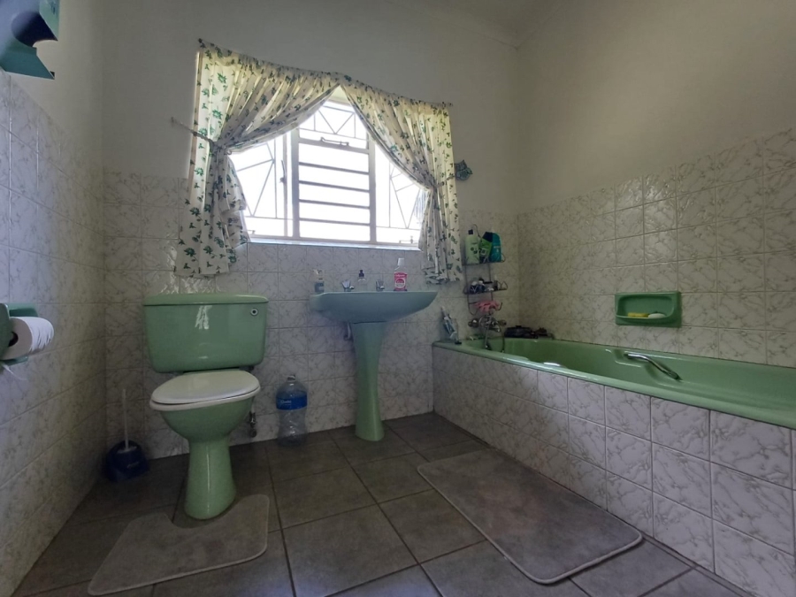 5 Bedroom Property for Sale in Orkney North West